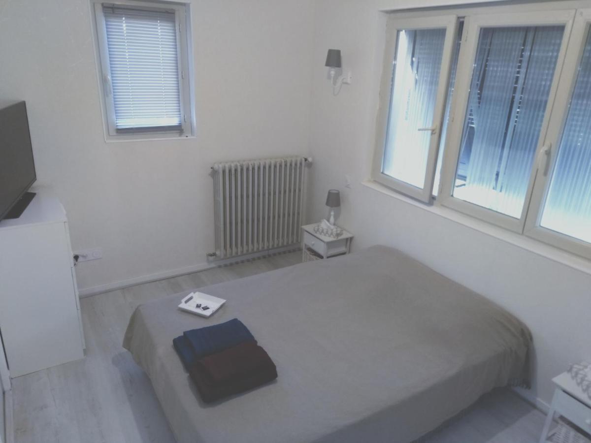 Chambre Myosotis 로만스수르아이져 외부 사진